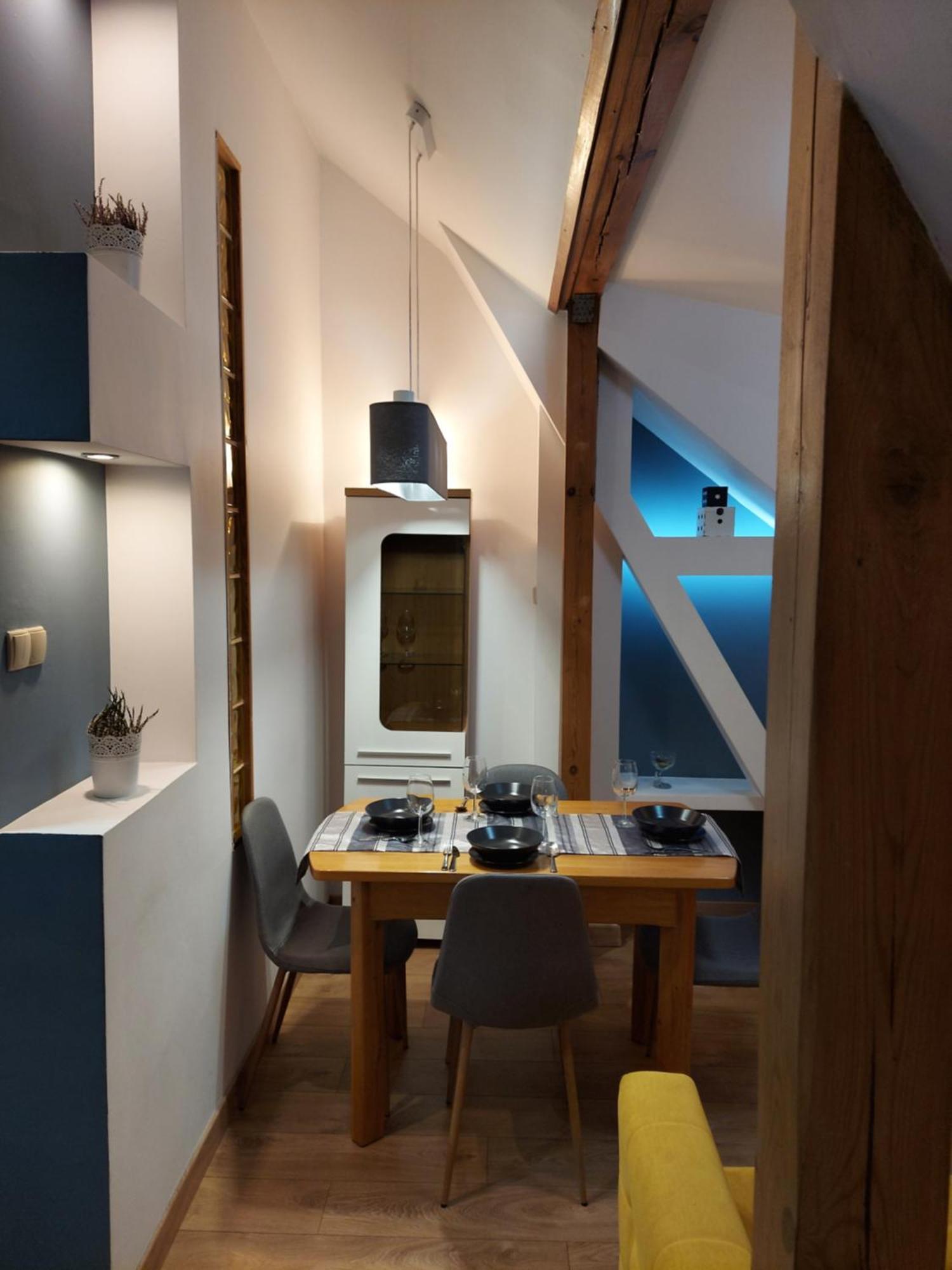 オルシュティンCopernicus 10アパートメント 部屋 写真
